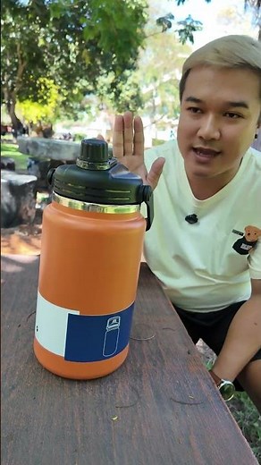 Panda 4-liter water bottle, keeps drinks cold all day. #TitiReview #shopeeth #youtubeshorts