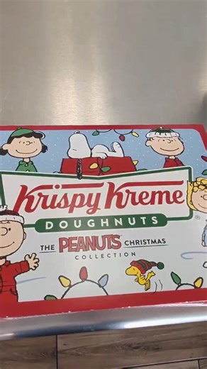 The NEW Krispy Kreme x Peanuts donuts are here and they’re adorable! Snoopy, Woodstock & Charlie Brown are all part of this limited-edition holiday collection. Perfect for winter treats, parties, and Peanuts fans! What’s in the collection: • Snoopy Winter Wonderland Donut • Woodstock Snow Day Donut • Charlie Brown Holiday Donut • Snow Globe Donut • Peanuts 6-Pack also available at select grocery stores Available for a limited time in-store, drive-thru, and on the Krispy Kreme app. Don’t miss the