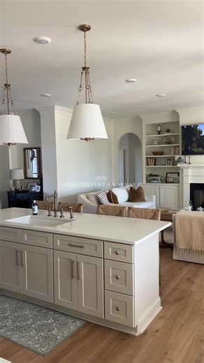 The coziest 🕊️🤍 #homedecor #nancymeyers #cozyhome #interiordesign #southernhome