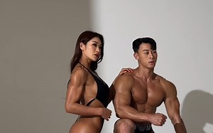 重生之我在韩国🇰🇷当教练！女朋友还是筋肉美人！