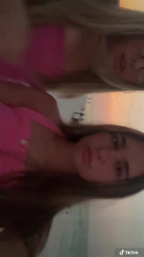 Kenadee Kay (@kenadee.kay)’s videos with Art Deco - ⭐️