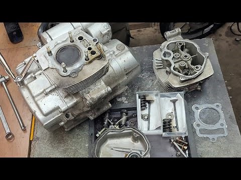 Motorcycle engine strip down for beginners - The head and block.