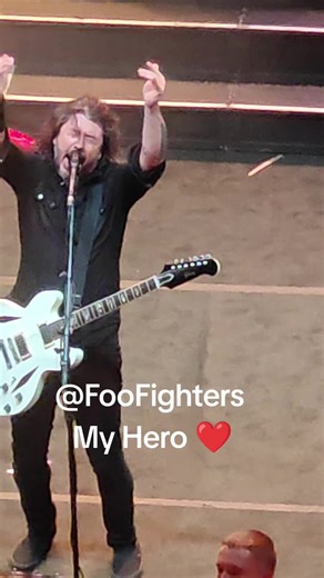 Foo Fighters Perform My Hero at Shepherds Bush Empire
