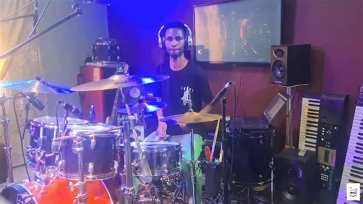 Koffi Olomide Ndombolo from Loi was an African national anthem and it still sounds fresh ' What a master piece 🙌 I had to jump in and do a Drum Cover | Obert gomba drum fame