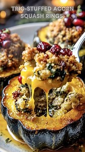 Acorn squash sliced into rings. Sprinkle salt, pepper, olive oil. Roast at 400°F for 12 minutes, then fill with sausage-sage, cranberry-brie, or spinach-ricotta. Bake again until tender and bubbly—cozy, melty, and beautifully festive. Ingredients Squash Rings: ➤ 3 medium acorn squashes ➤ 2 Tbsp olive oil ➤ Salt & pepper Filling A – Sage Sausage & Parmesan: ➤ 200 g Italian sausage (no casing) ➤ 1 small shallot, diced ➤ 1 Tbsp chopped fresh sage ➤ 1/2 cup grated Parmesan FULLL Recipe in First Cօʍʍ