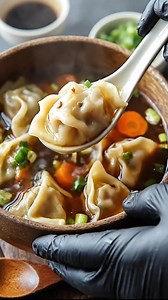 9.6K views · 58 reactions | Comforting Potsticker Soup Ingredients: 3 cloves garlic, minced 2 Tbsp fresh ginger, minced 6 cups chicken or vegetable broth ...... Full Recipe in Coʍmеոτ  | Cooking Recipes | Facebook