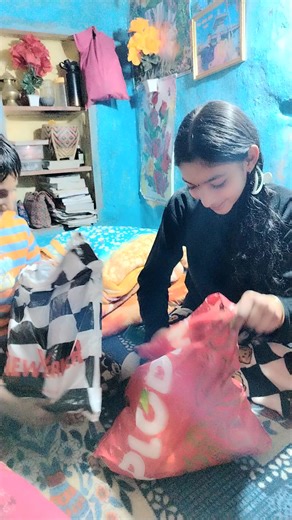 feeling happy #gift opening