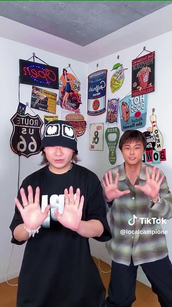 簡単にアレンジした流行りのダンス振り付け