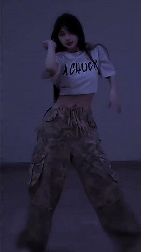 Viral Dance Challenge 2025 | Unbelievable Moves That Stun Everyone! 💃🕺 #Shorts