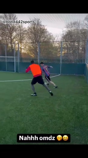 2.5K reactions · 236 shares | SENT TO THE SHOPS 藍藍 #football | Bond442sports | Facebook