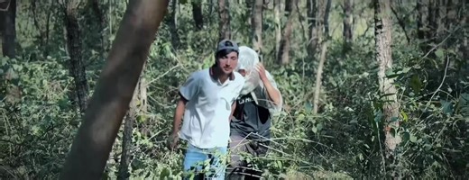 Enhancing Your Viewing Experience in Full Screen