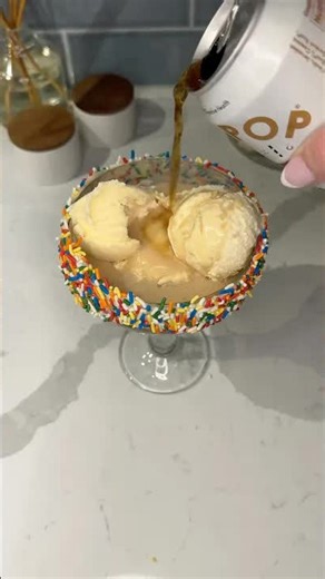 Easy root beer ice cream float recipe 🍨 ​⁠@OLIPOP #olipoppartner #guttok #olipoparmy #shorts