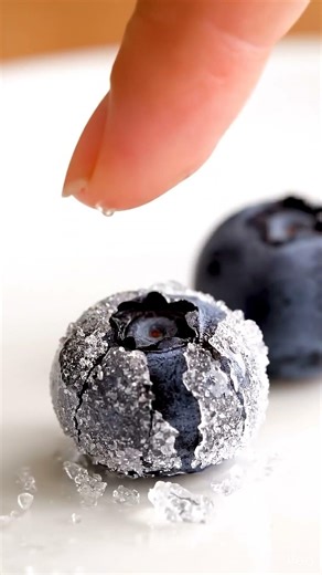 Frozen Blueberry Crack ASMR 🫐❄️ 💜iceice 2