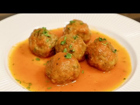 HOW TO MAKE MEATBALLS IN HOMEMADE TOMATO SAUCE, A HEALTHY AND DELICIOUS RECIPE