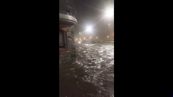 Storm Eowyn causes severe floods in Galway, Ireland