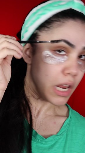 Funny Female Grinch Makeup Tutorial | Mehron Haunted Holidays 2022