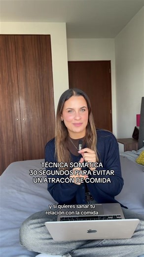 Técnica somática en 30 segundos para evitar un atracón de comida #bingeeatingcoach #bingeeaiting #bingeeaiting #comeremocional #atraconesporcomida