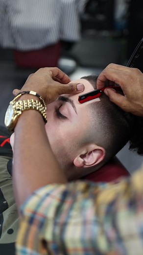 Mid Fade #360jeezy #youtube #barberlove #beard #menshair #haircut #bayareabarbers #vacavillebarbers #haircuts #fade #midfade