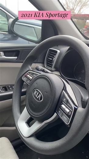 2021 KIA Sportage Solid reliability, good quality, comfortable cabin with easy-to-use controls! Low miles and great pricing - there’s no reason for you not to come by! Give us a call at (806)407-4474, let us put some keys in your hands. We are located at 7308 19th st, Lubbock Tx. #lubbocktexas #pickndriveauto #lubbockbuyherepayhere #usedcarslubbock #autodeals
