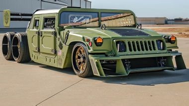 In video, l'Humvee più pazzo di sempre: 6X6 e motore V8 da...
