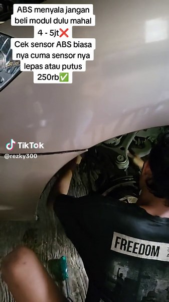 Diagnosis Masalah ABS pada Toyota Innova 2005