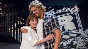 Edge News: WWE Hall of Famer pays tribute to his mother