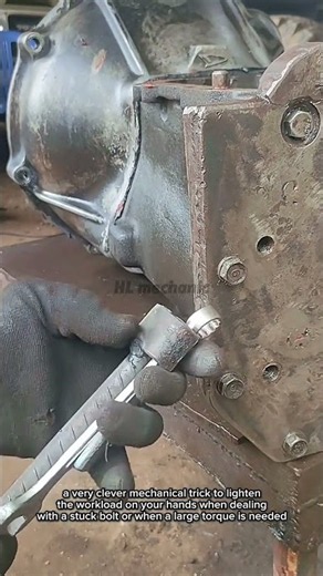 smart way to lighten the load of a ring spanner #tools #diy #trick #mechanic #ideas