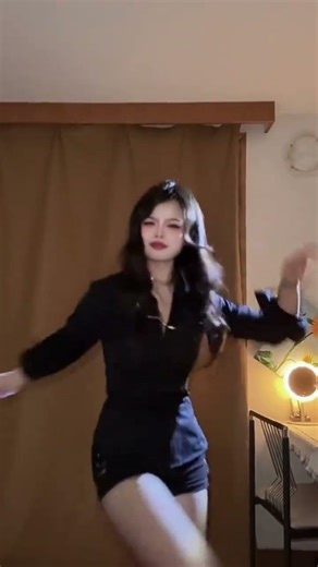 Twist Dance Challenge with My Bestie! 🕺 EasyDance FriendshipVid