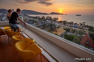 Andaman Sky Lounge Patong Beach - PHUKET 101
