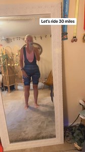 126 reactions · 8 comments | Lets ride 30 miles and burn 1400 calories. Bike #cannondale gummies #blok drink #gatorade #florida helmet #giro shoes #tiem | Melissa Chipps | Facebook