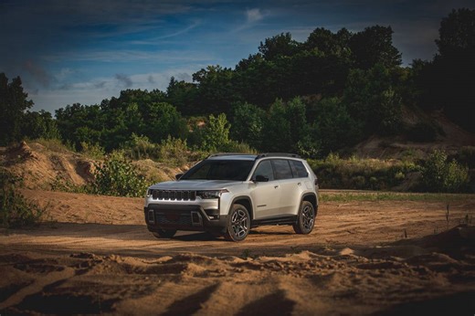 2026 Jeep Cherokee Returns as High-Mileage Hybrid | Cars.com