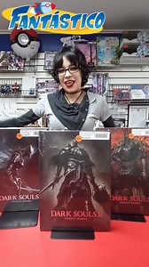 Dark Souls: Design Works, que muestra las sombrías y escalofriantes ilustraciones del juego Dark Souls, favorito de los fans, en una magnífica colección de tapa dura, incluye imágenes clave, arte conceptual, diseños de personajes y monstruos, bocetos y una entrevista exclusiva con los creadores del juego #fantasticocomicastle #tiendadecomics #Guadalajara #lectores #comics #ingles #fypシ゚viralシ #colecionista #librodearte #darksouls | Fantastico