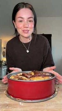 Day 3/5 Easter wreath with chocolate-raspberry filling 😍 #asmr #baking