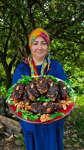Countrymeals Vlog | Traditional Iranian food, Lavangi Bademjan 🍆😋😍 🔔 Follow for more videos: @country_meals_vlog 🥘 Ingredients 👇🏻 Eggplant 🍆 Apple 🍎 Onion... | Instagram