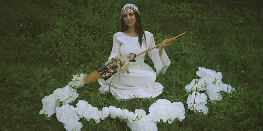 40 Witch Quotes That’ll Make You Feel Magical & Fearless