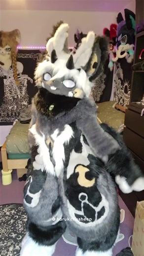 #kemonofursuit #furry #ukfurry #multisuiter #mothfursuit #kemonofurry #fursuit #scottishfurry