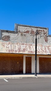 216 reactions · 14 shares | Abandoned Smithers West Virginia #foryoupageシ #life #old #WestVirginia #history #abandoned | Matthew White | Facebook