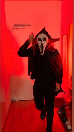 When you catch the GHOST IN THE DARK...👻😂 #ghost #darkness #comedy #scream #ghostface