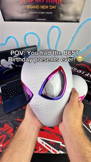 It’s the Perfect Gwen Stacy Mask!?! 🥹🕷️🤟 #spiderman #milesmorales #peterparker #gwenstacy #marvel
