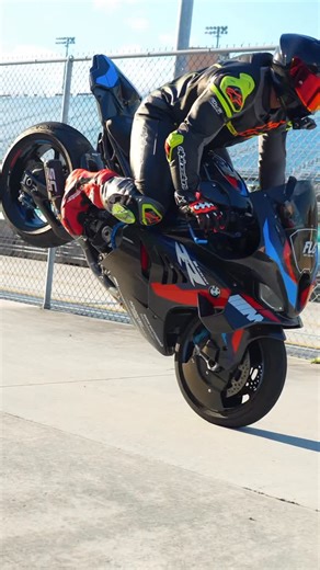 Fast Lane D on Instagram: "Havin some fun in the pits after a track day 🤘🏾😎 we never grow up, our toys just get more expensive 😂 ================================= The on-track braking drills from @champ_school had me feelin good 😆 Next track school is at Road Atlanta on April 1-2. Who’s comin out?! 👀 Use code ‘FastLaneD’ to save $$ on Champ School registration 🤝 ================================= 📸: @blancocycles ⚙️: Parts from @motomillion (code ‘fastlanegang’) 🛒: shop at fastlanegang.c