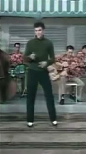 Elvis Presley dance moves in 1957