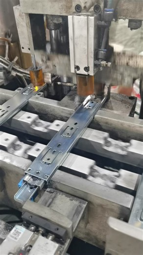 Efficient Assembly Line Process at a Drawer Slide Factory