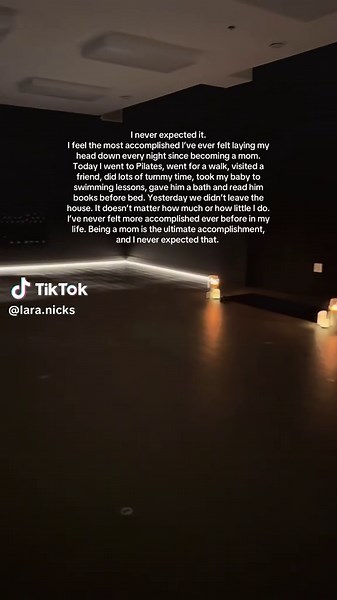 Moms are seriously so incredible 😭 #motherhood #firsttimemom #momtips #workingmom #creatorsearchinsights #postpartumweightloss