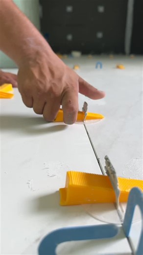 Oscar Barradas | Tile Artist | Shower Building Specialist on Instagram: "Instaling 48x48 is no joke 😂 #austintx #tile #tiles #tilework #tilecontractor #tiledesign #tiler #tilesetter #tileart #tilestyle #tilefloor #tileinstallation #tiled #tilelife #tileshower #tileinspiration #tileinstaller #tiletrends #tileideas #tileandgroutcleaning #tilers"