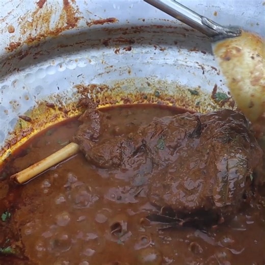 678K views · 14K reactions | Mutton Raan Gravy Recipe | Shoaib Arora | Facebook