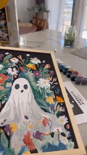 New Mondo Llama paint by number kits are perfect for Halloween 👻 and way more fun than expected!