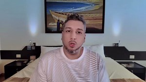 18K views · 11K reactions | En HH muchos papeles no se leen por “x” motivos y yo decidí rescatarlos… estos fueron del último show de Lima en el TEATRO CANOUT. LOS QUE NO SALIERON!! 2do episodio | Ricardo Mendoza C. | Facebook