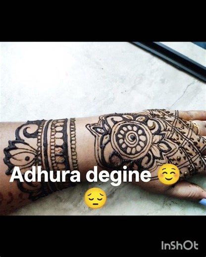 simple lakin adhura degine ☺️#shorts #shortvideo #likeandsubscribe #youtubeshorts #henna