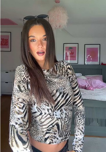 Anna Ryan (@annaryanx)’s videos with original sound - lauren.boothman