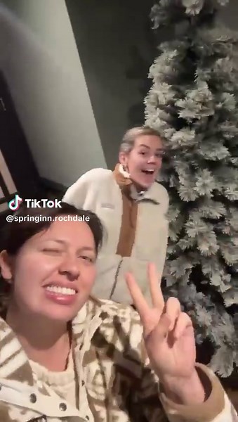 🎄Join Us for a Festive Celebration!🎄 The holiday cheer is here, and so is our fabulous festive menu! 🎁Adults 2 courses for £25.95 3 courses for £29.95 🎁Kids: 2 courses for £12.95 3 courses for £14.95 Get ready to enjoy delicious food and create joyful memories around the table this season! 🎄Don’t wait too long-book your table now and let the festivities begin! www.springinn.co.uk/wp-content/uploads/sites/33/2025/08/2025-Festive-Menu.pdf